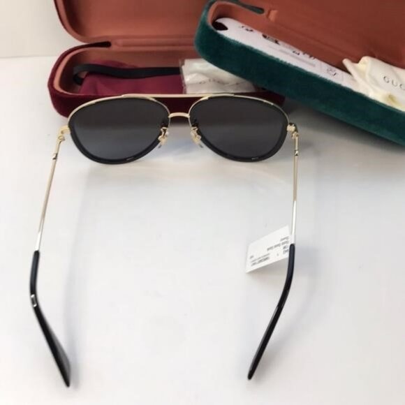- New Original Gucci GG0062S 001 Gold Sunglasses - Picture 6 of 11